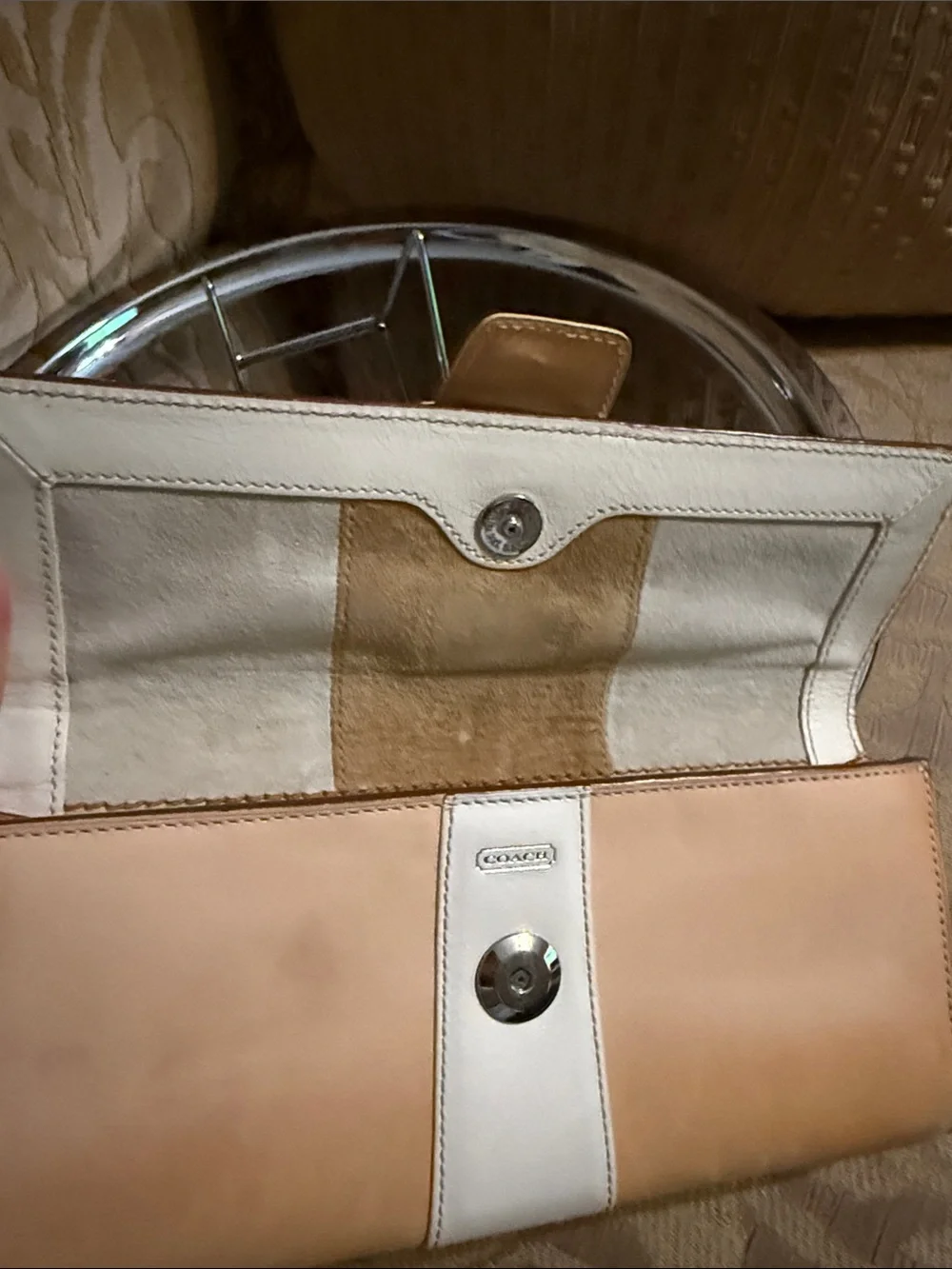 Coach Hampton Soho Leather Buckle Clutch Wristlet Wallet EUC